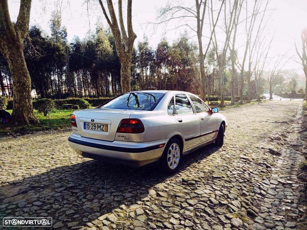 Volvo S40 1.9 D - 5