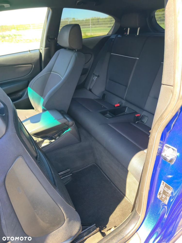 BMW Seria 1 - 2