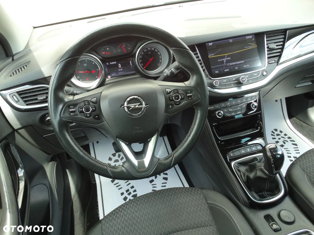 Opel Astra 1.6 BiTurbo D (CDTI) Start/Stop Innovation - 16