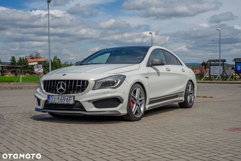 Mercedes-Benz CLA - 2