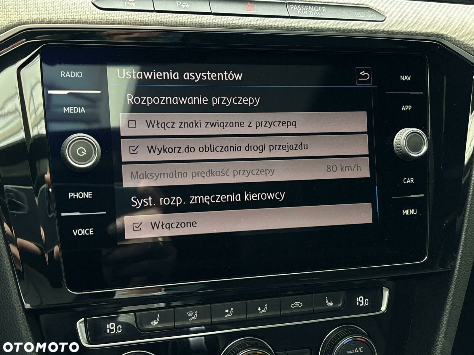 Volkswagen Arteon 2.0 TDI Bi-Turbo SCR 4Mot R-Line DSG - 23