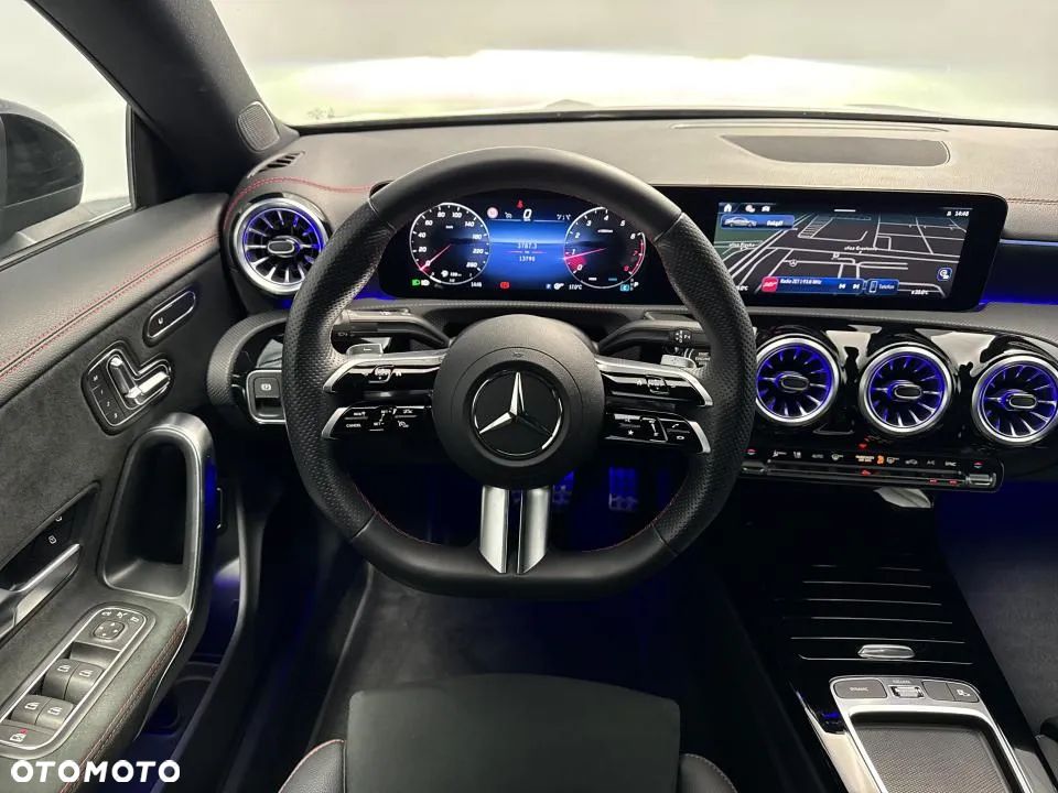 Mercedes-Benz CLA 220 4-Matic AMG Line 7G-DCT - 22
