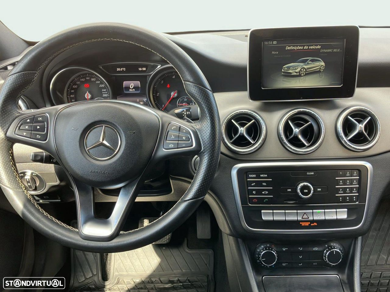 Mercedes-Benz CLA 180 - 10
