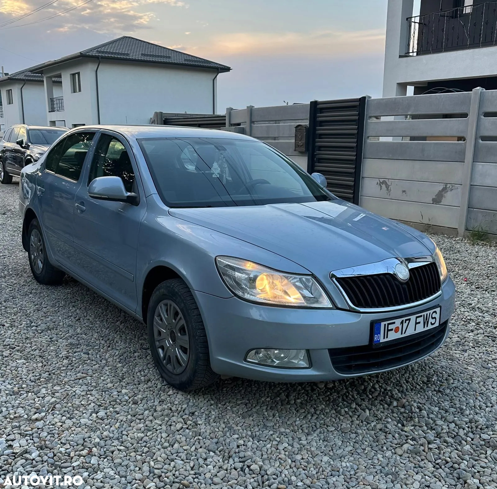 Skoda Octavia Combi 1.6 MPI Ambiente - 4