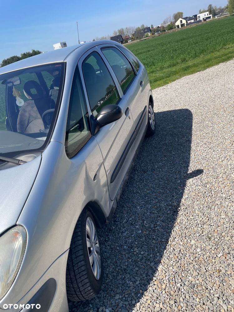 Citroën Xsara Picasso - 7