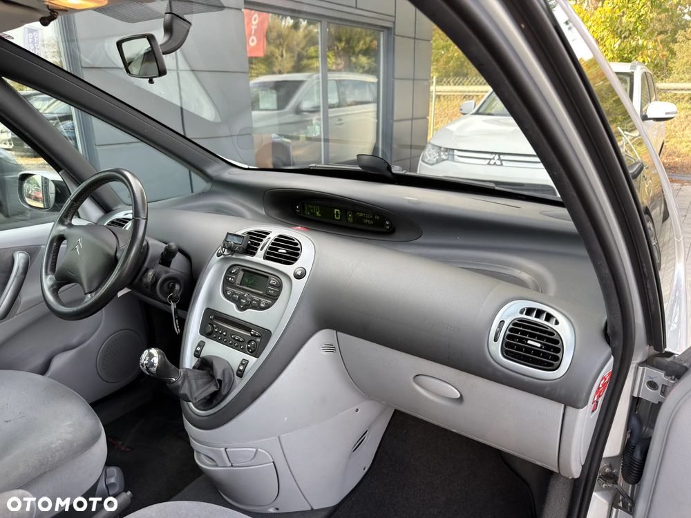 Citroën Xsara Picasso 1.6 16V Impress - 29