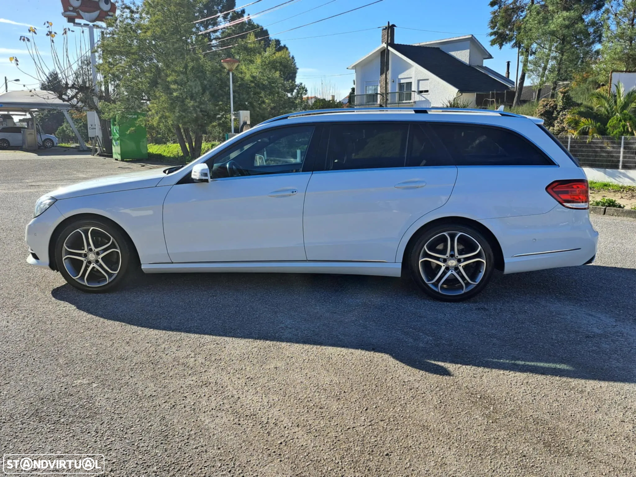 Mercedes-Benz E 220 BlueTEC Avantgarde - 14