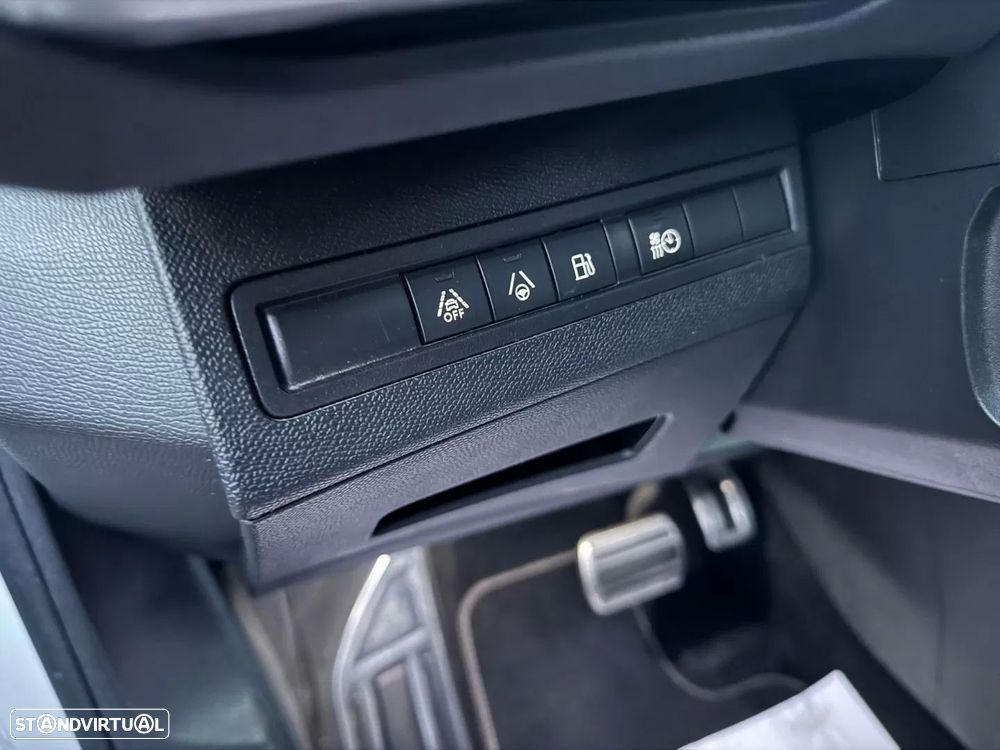 Peugeot 3008 1.6 Hybrid Allure Pack e-EAT8 - 14