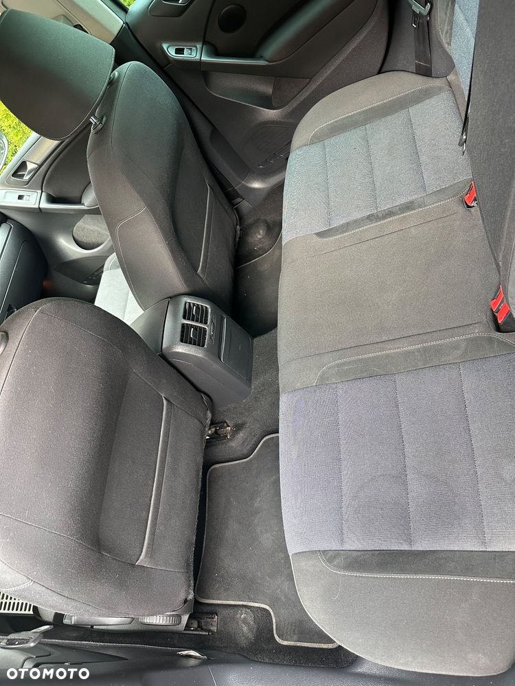Volkswagen Golf 1.6 TDI Comfortline - 7