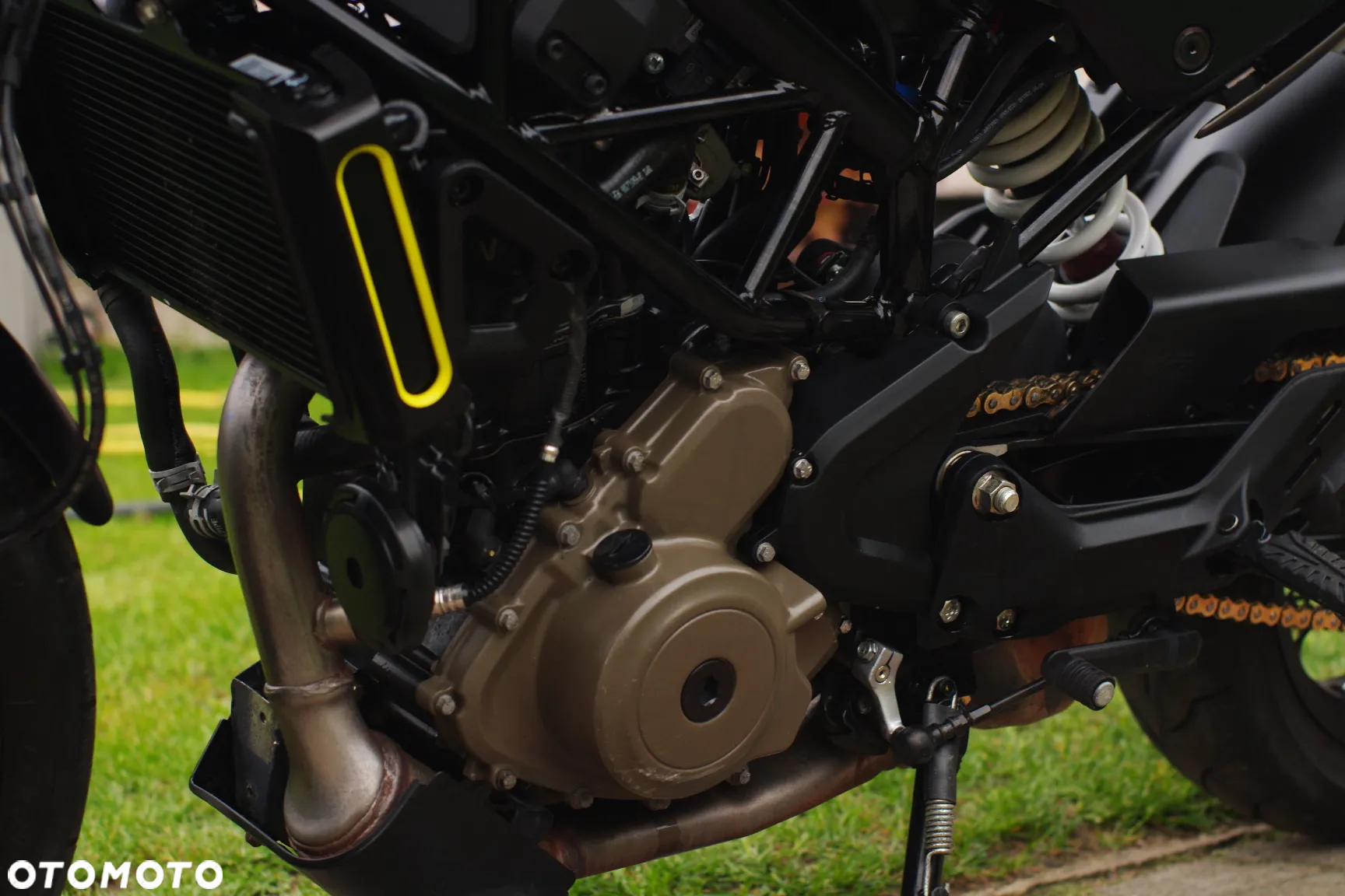 Husqvarna Svartpilen - 24