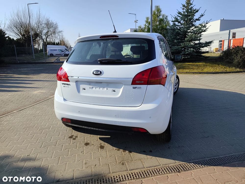Kia Venga 1.4 CVVT Attract - 5