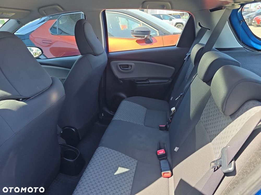 Toyota Yaris - 11