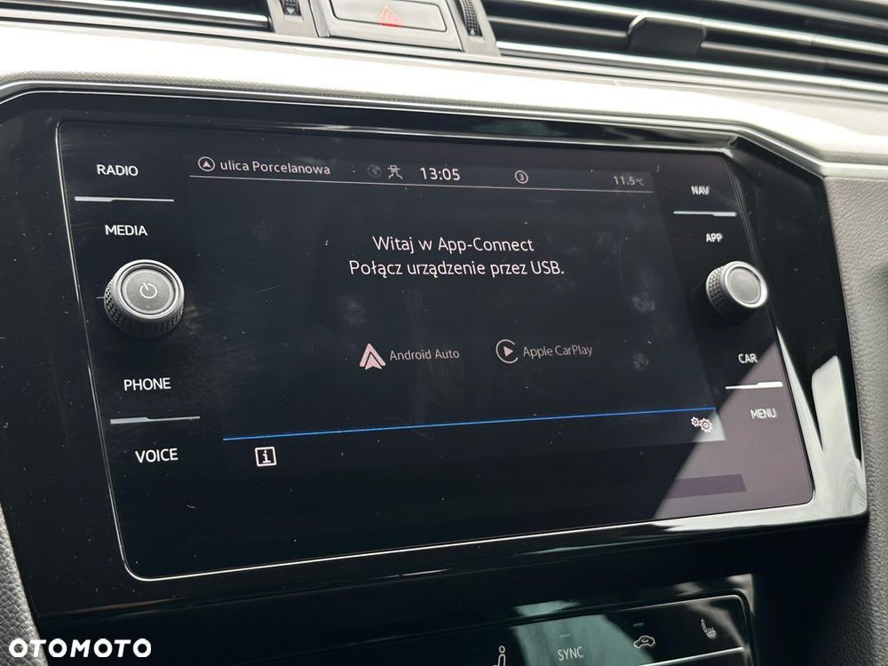 Volkswagen Passat - 21