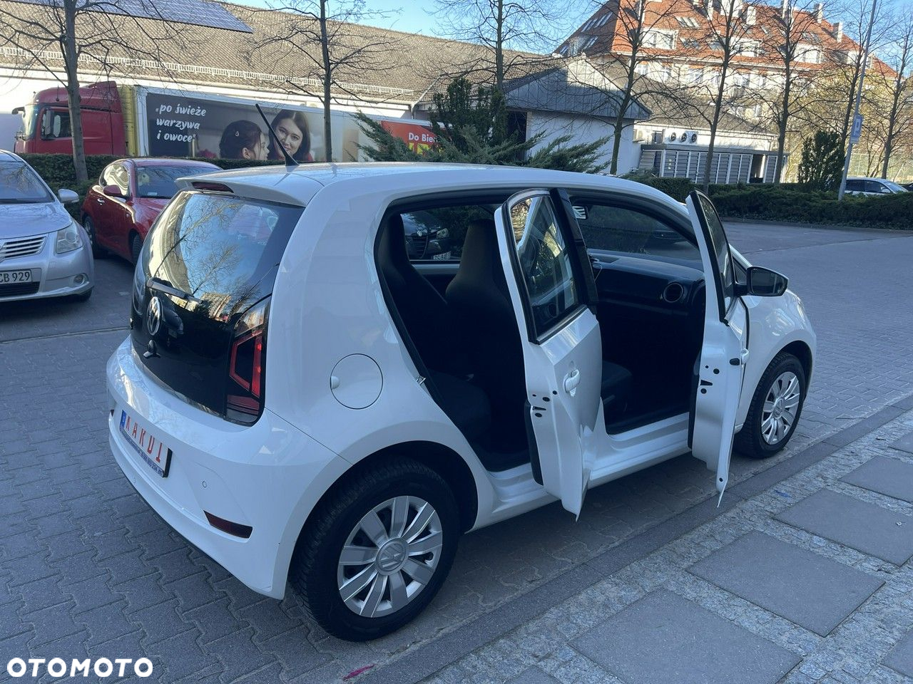 Volkswagen up! - 16