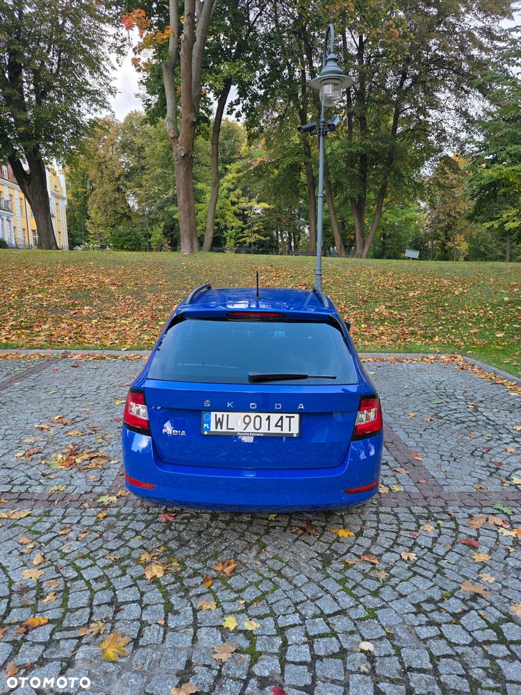 Skoda Fabia - 8