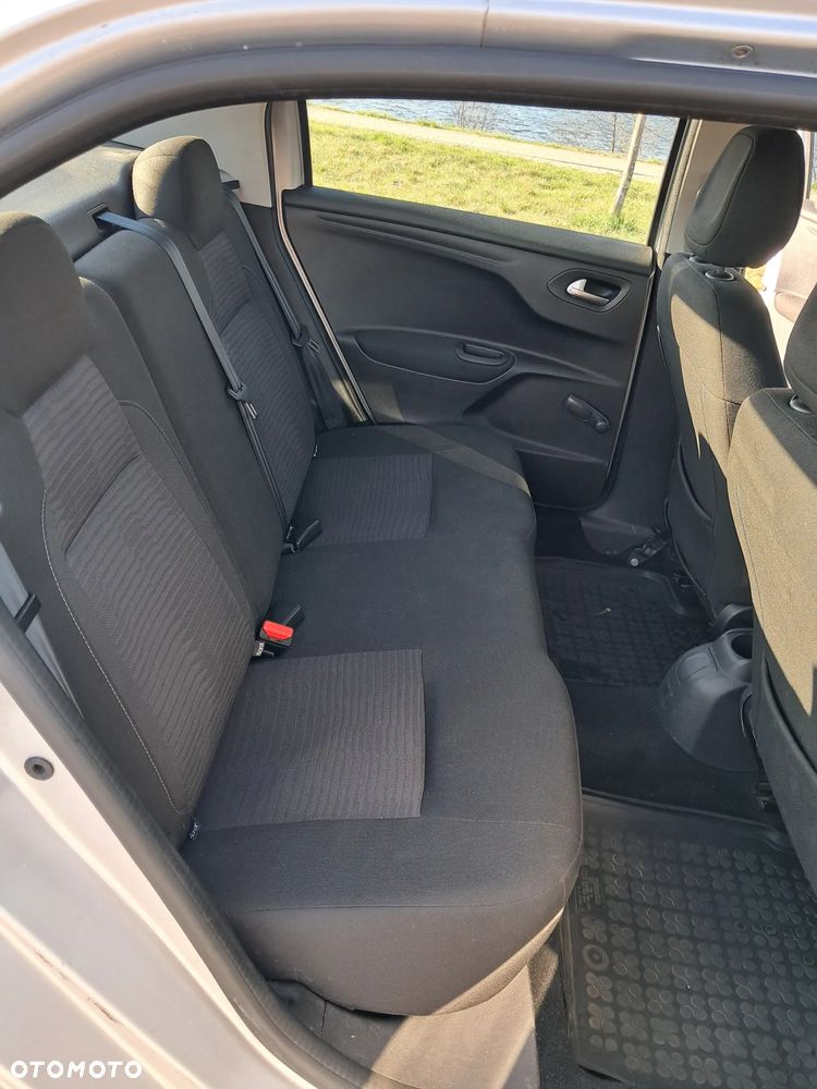 Peugeot 301 1.6 VTi Active - 21