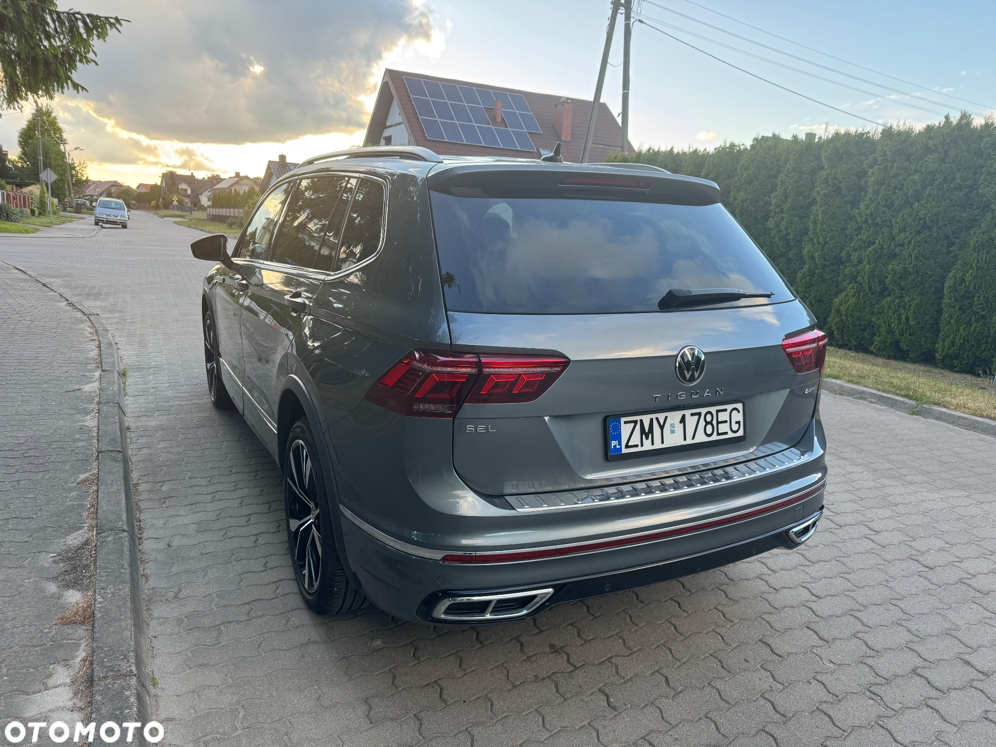 Volkswagen Tiguan 2.0 TSI 4Mot R-Line DSG - 4