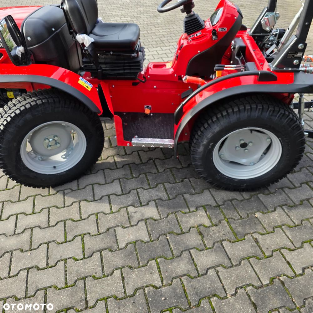 ANTONIO CARRARO TTR 3800 Hydrostat z obracaną kieronicą i siedzeniem - 11