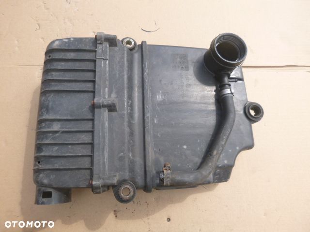 OBUDOWA FILTRA POWIETRZA FIAT GRANDE PUNTO 1.2 1.4 51773400 - 5