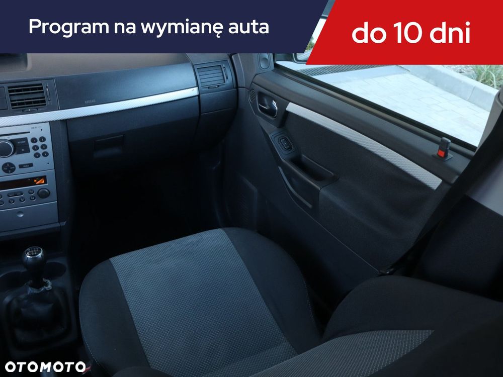 Opel Meriva - 10
