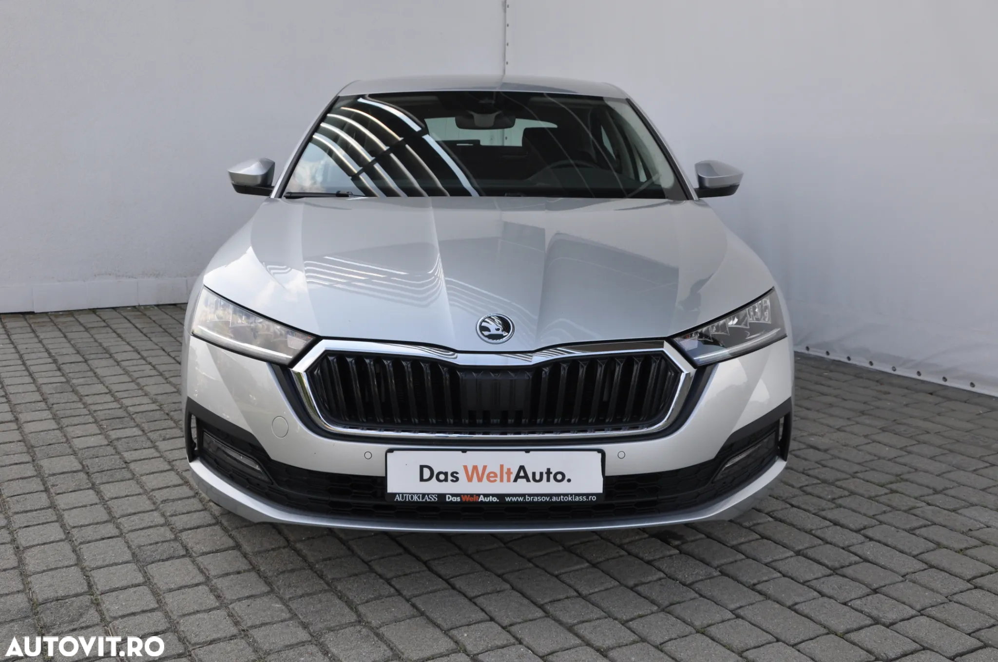 Skoda Octavia 2.0 TDI DSG Ambition - 8