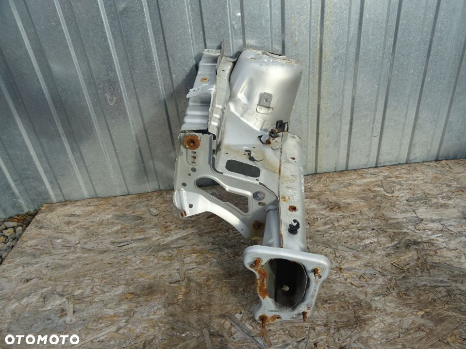 ĆWIARTKA PODŁUŻNICA PRAWA PRZEDNIA FORD FOCUS II - 2