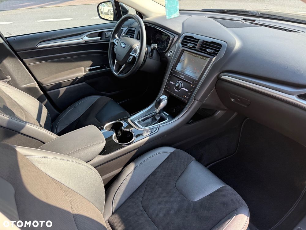 Ford Mondeo 2.0 TDCi Bi-Turbo PowerShift-Aut Titanium - 10