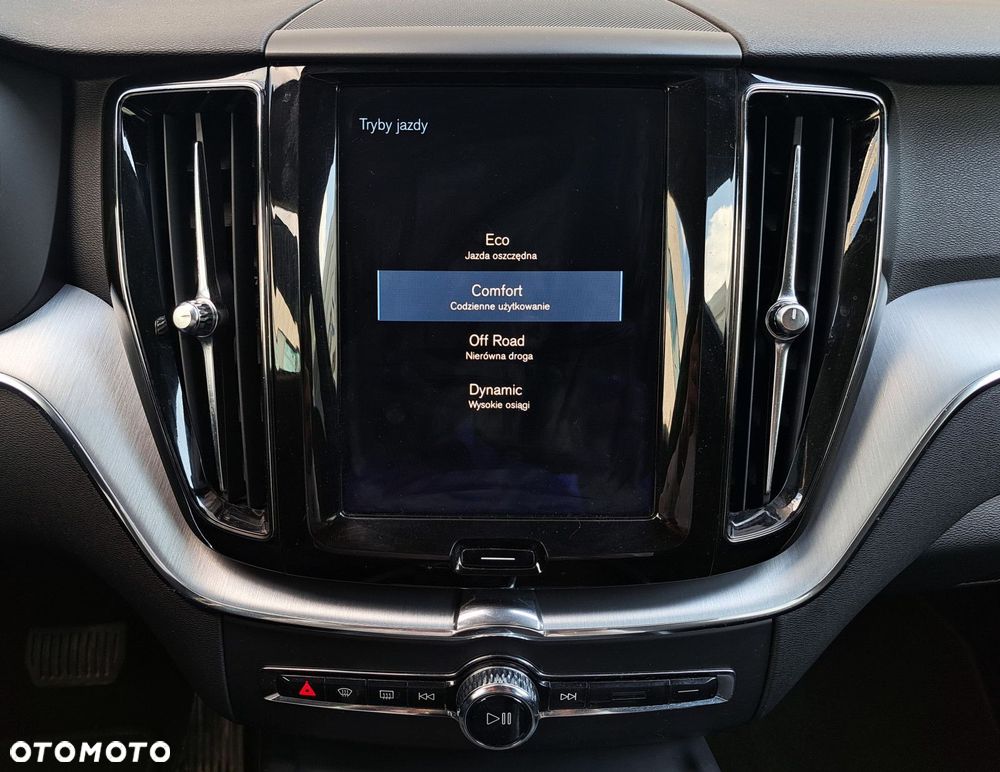 Volvo XC 60 - 22