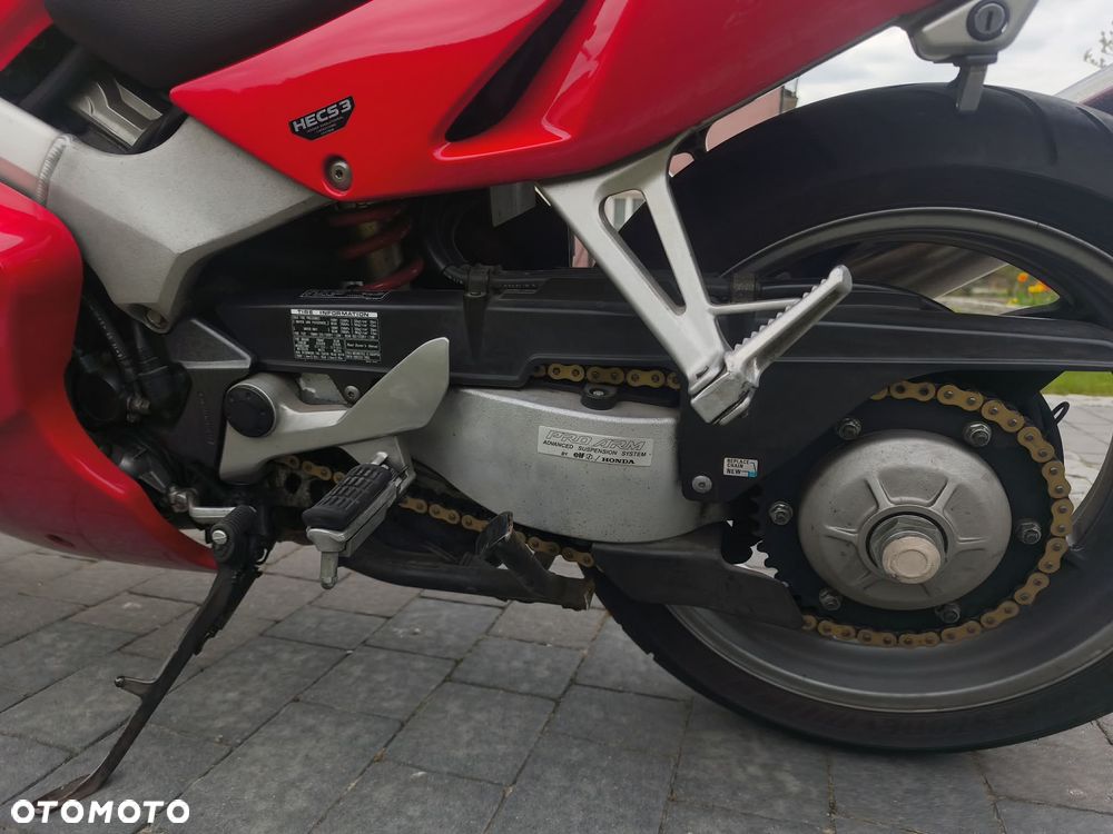 Honda VFR - 10