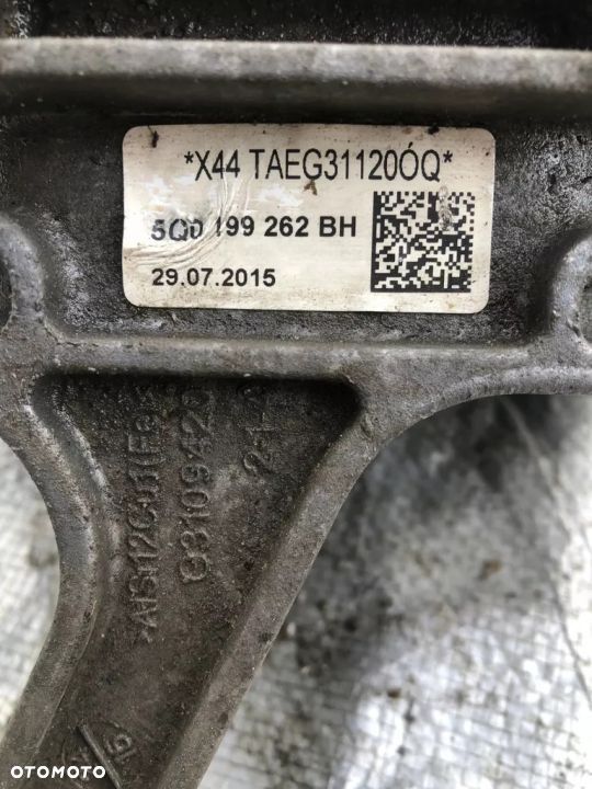 PODUSZKA LAPA GOLF VII OCtavia iii 5q0199262bh oem - 2
