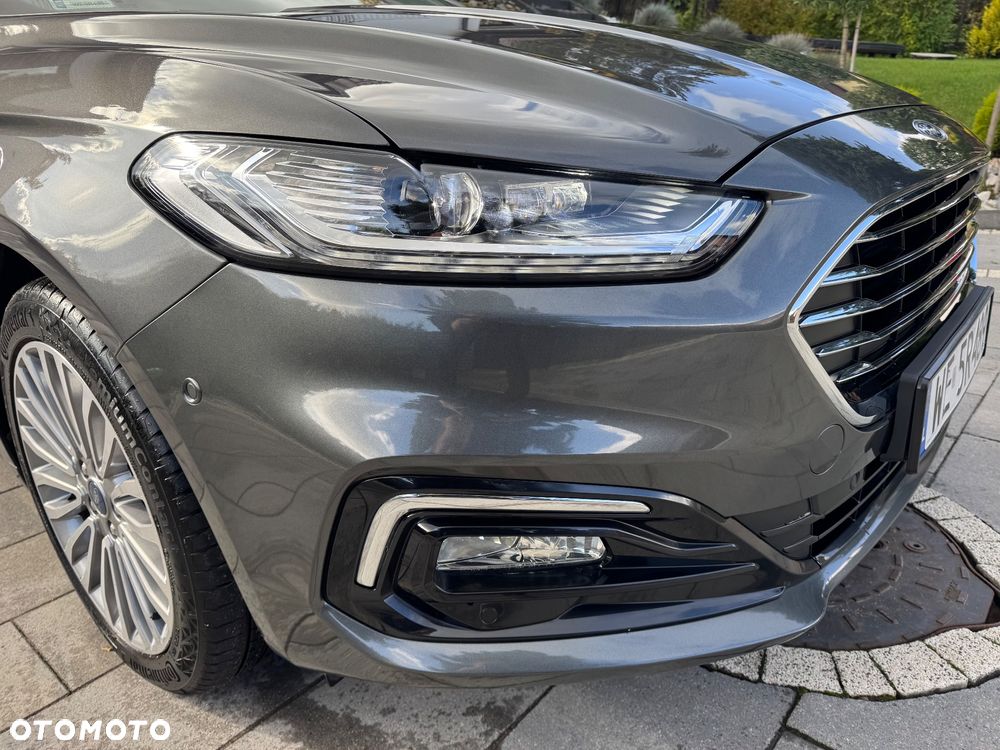Ford Mondeo 2.0 Hybrid Titanium - 24