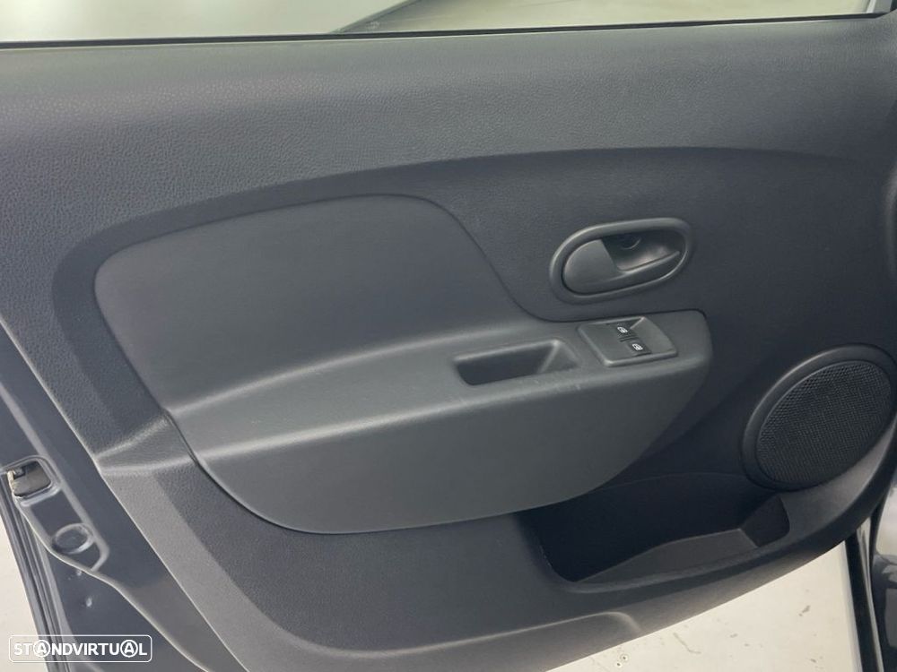 Dacia Sandero 1.0 SCe Comfort - 17