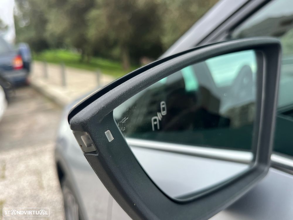 SEAT Arona 1.0 TSI Xcellence DSG - 35