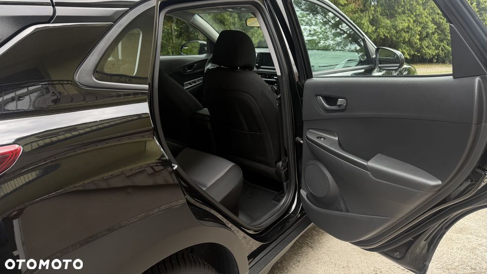 Hyundai Kona - 8