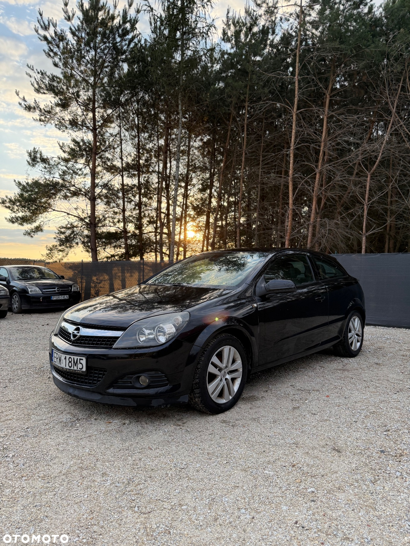 Opel Astra III GTC 1.7 CDTI 111 - 3