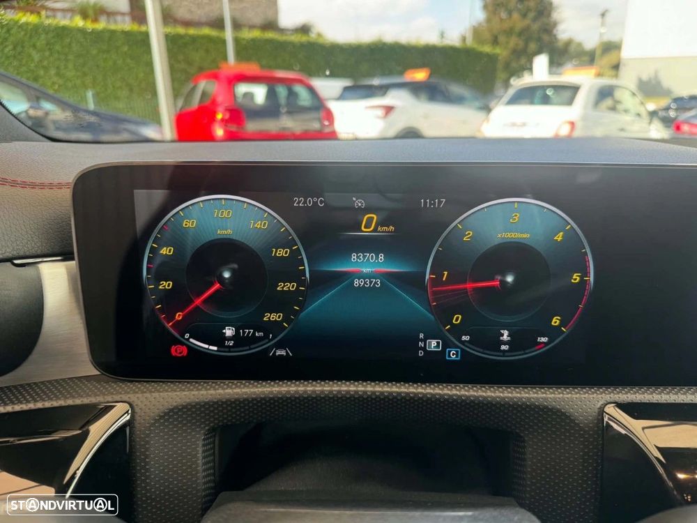 Mercedes-Benz CLA 180 d Shooting Brake AMG Line Aut. - 13