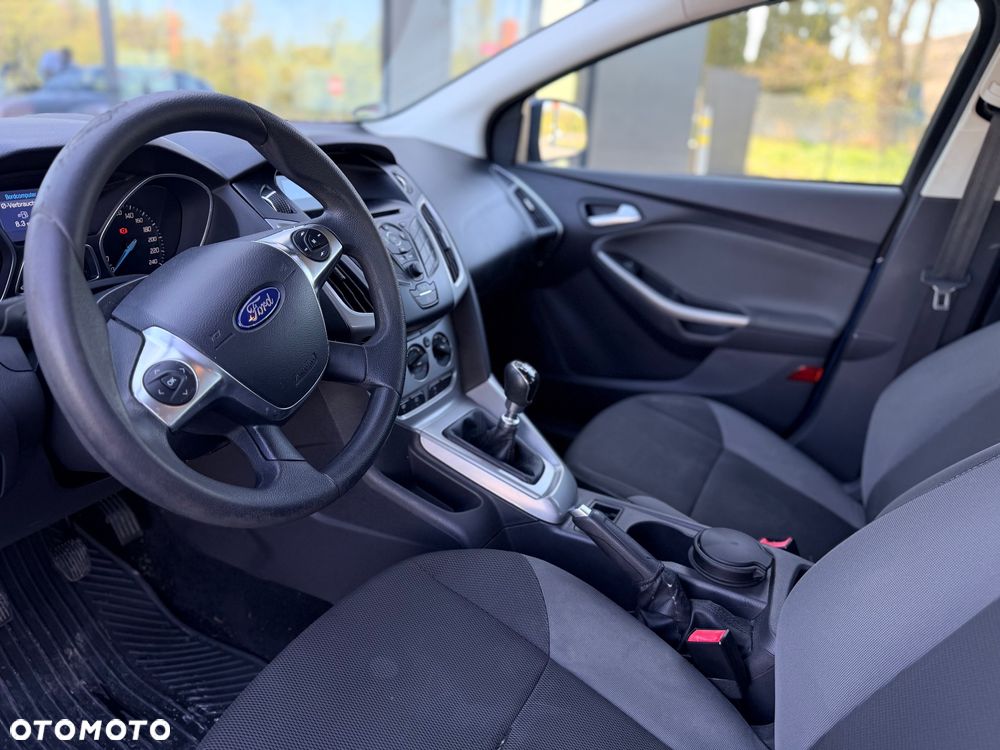 Ford Focus 1.6 Edition Start - 11