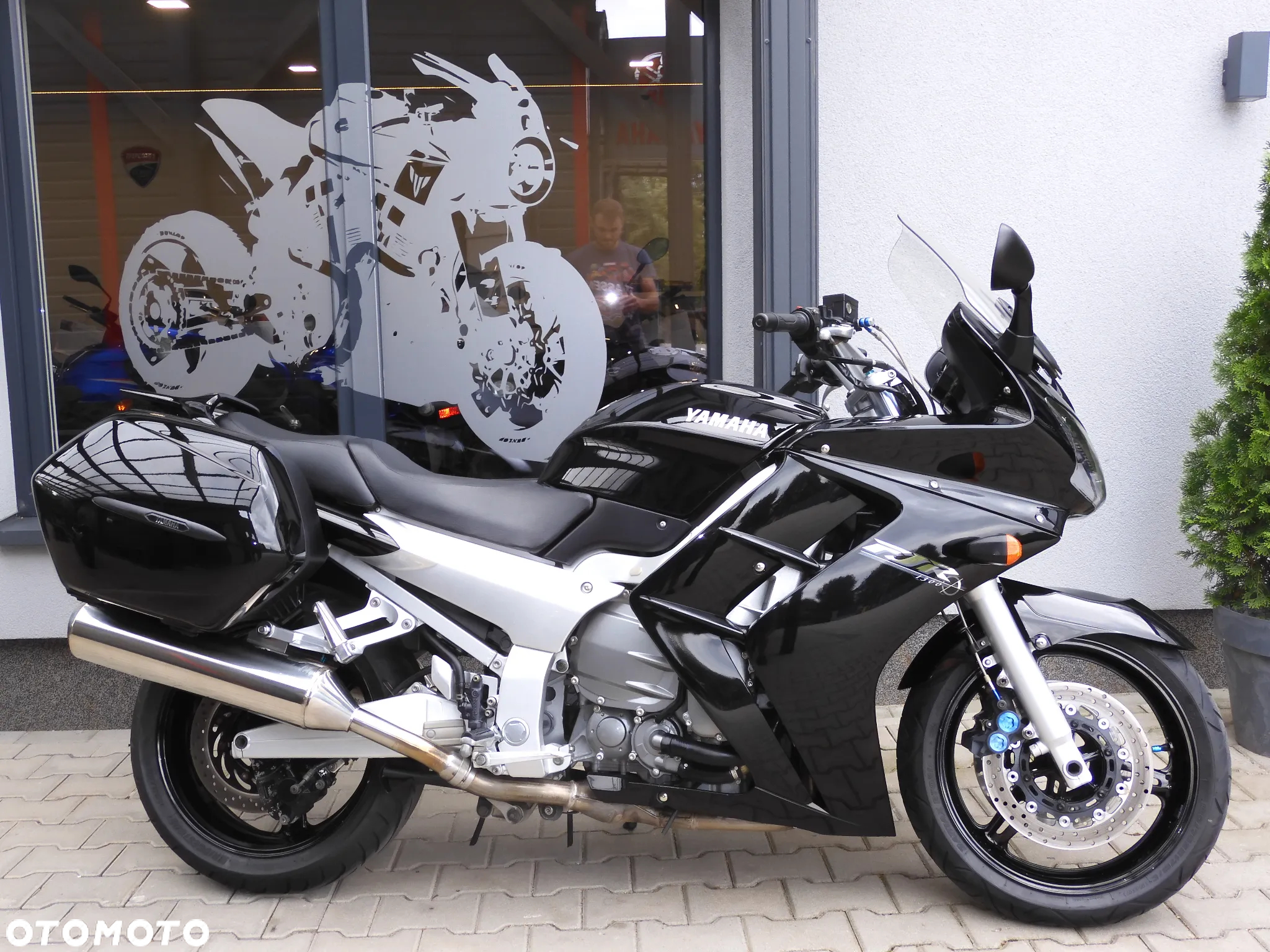 Yamaha FJR - 6