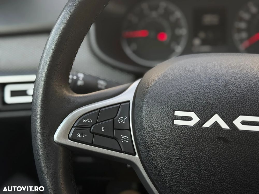 Dacia Logan TCe 90 MT6 Expression - 10
