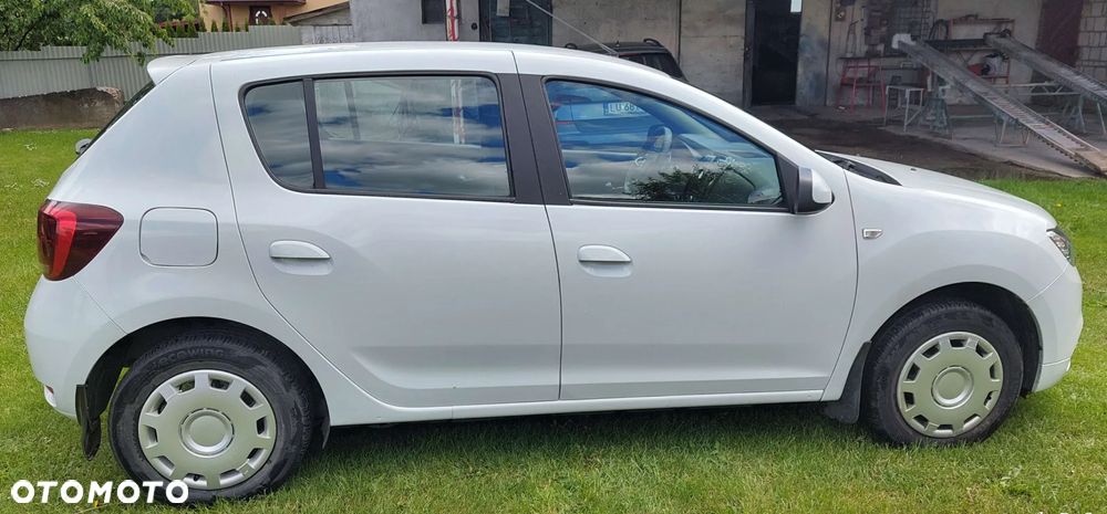 Dacia Sandero - 4