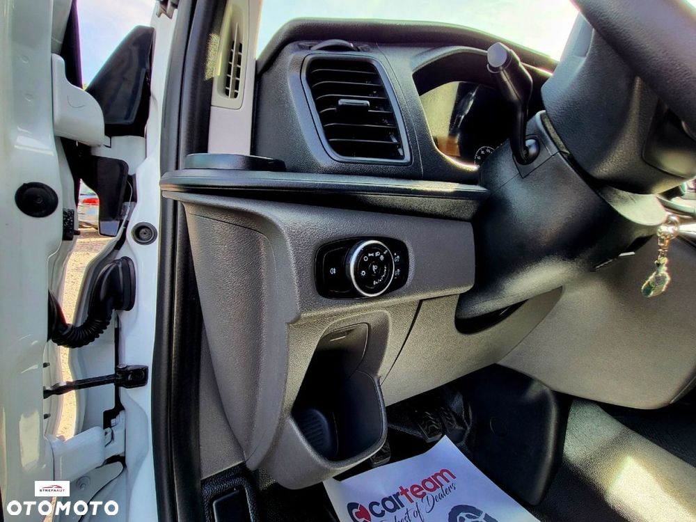 Ford Transit Custom - 23