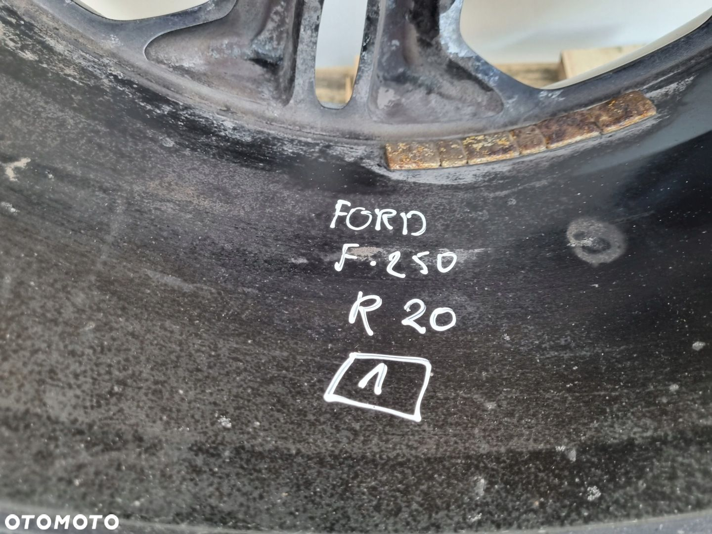 Ford Explorer VI KOŁO FELGA ALUMINIOWA AluFelga opona 255/50 R20 5x114.3 - 14