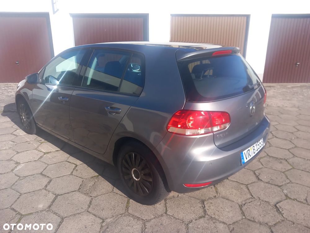 Volkswagen Golf - 3