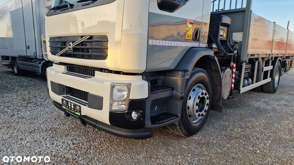 Volvo FE 260 4x2 Hds HIAB 122/11m/Pilot Skrzynia 6m - 15