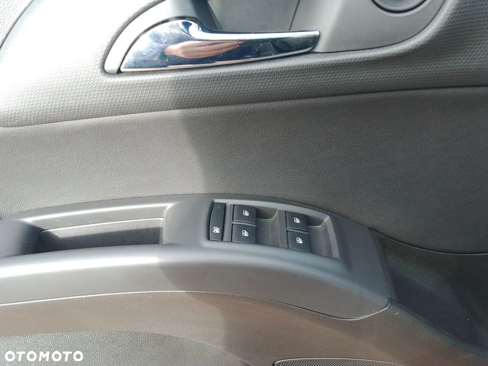 Opel Meriva 1.4 T Cosmo - 22