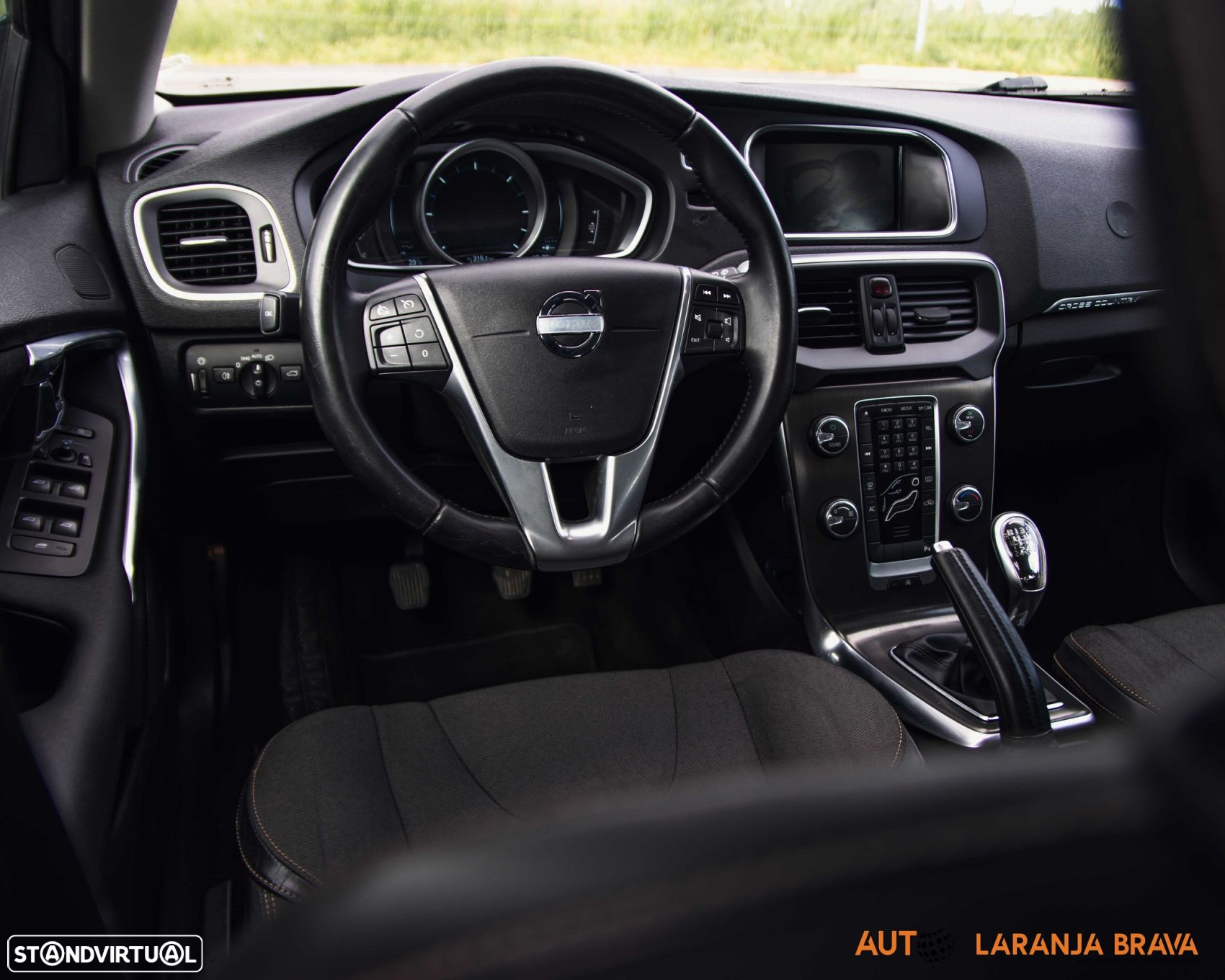 Volvo V40 Cross Country 1.6 D2 Summum - 21
