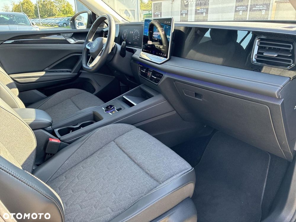 Volkswagen Tiguan - 19