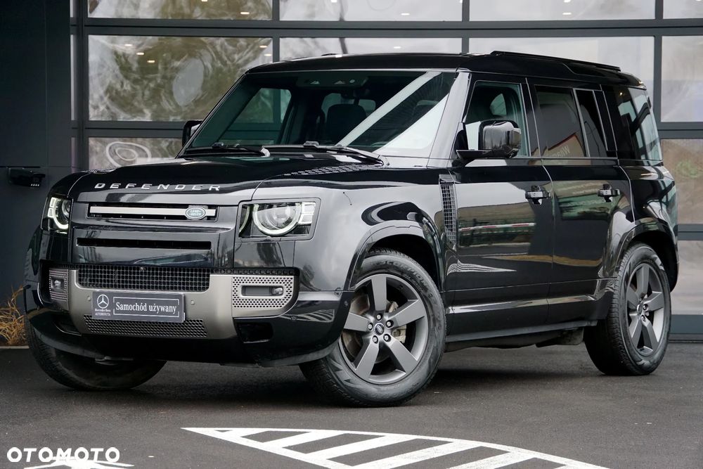 Land Rover Defender 110 D250 X-Dynamic SE - 13