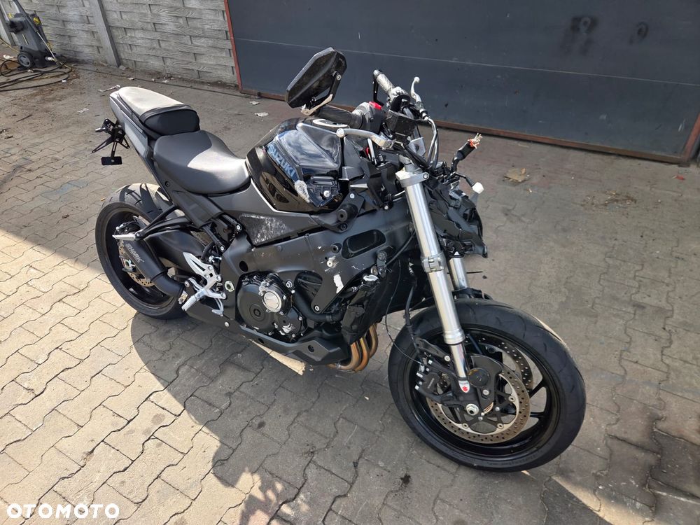 Suzuki GSX