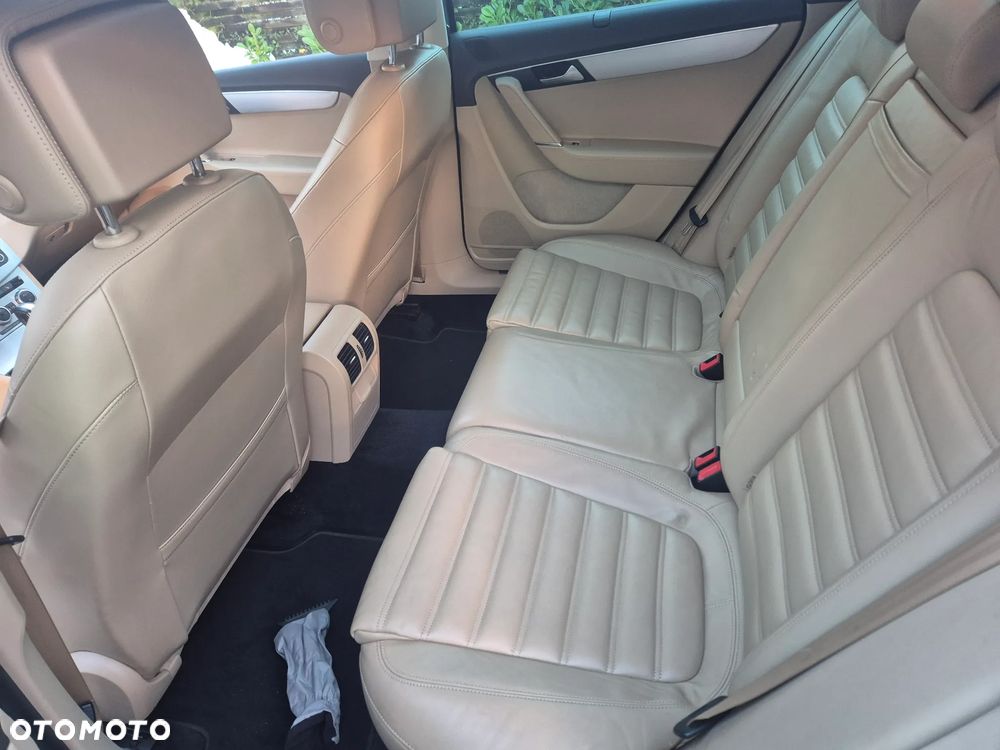 Volkswagen Passat 1.4 TSI DSG BlueMotion Technology Highline - 15